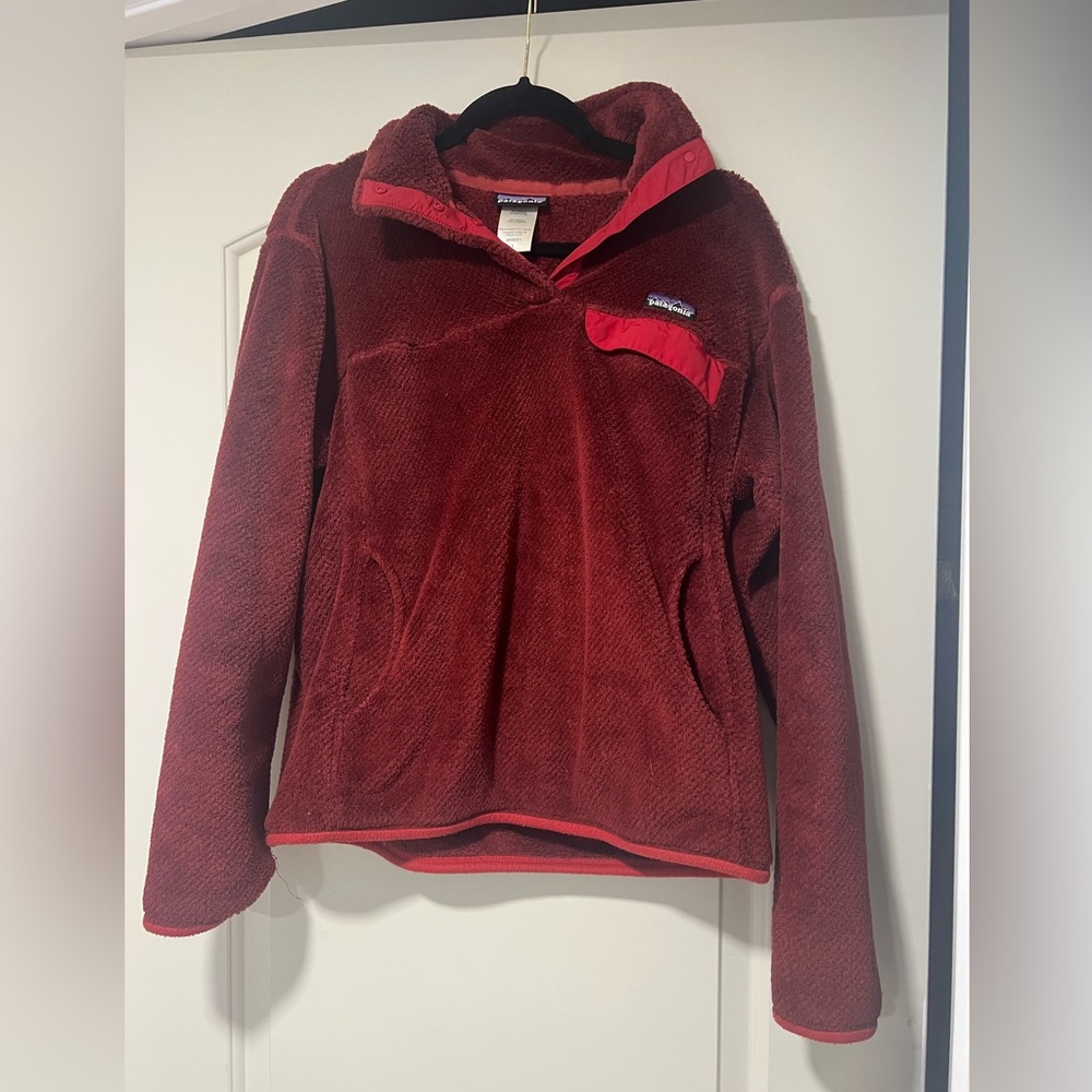 Patagonia women's snap fleece size large